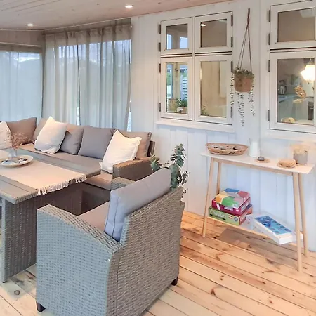 Lovely In Sjolund With Wifi 度假居 *